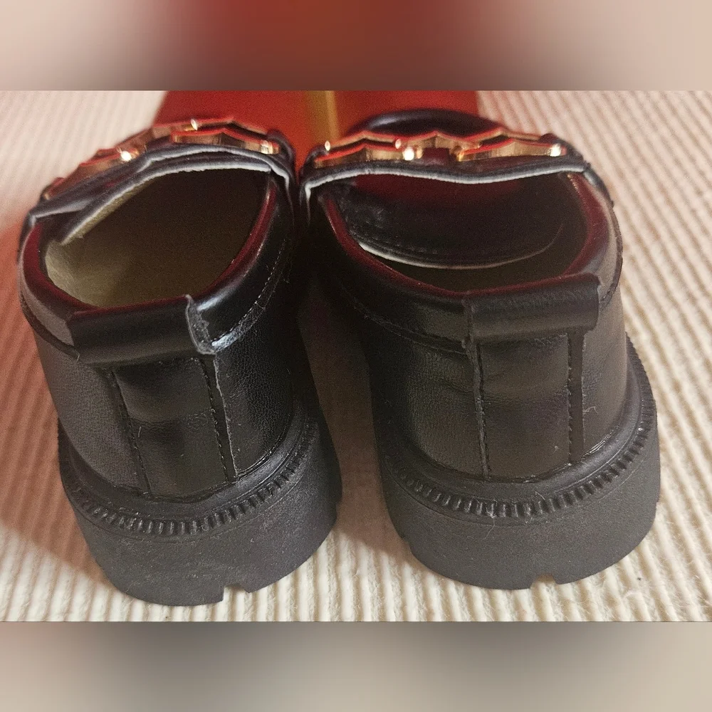 Elegant Black Baby Toddler Loafers with Gold Accent Size 21 US 5.5